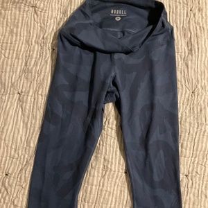 NoBull Tia collection Capri High rise Leggings